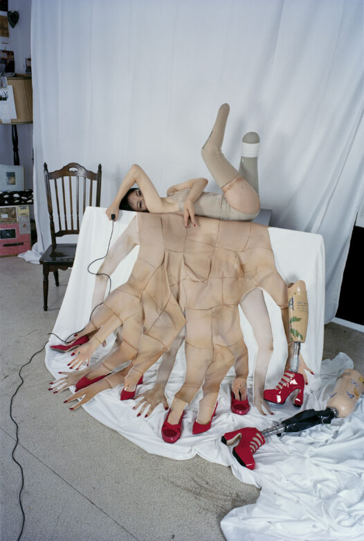 C-print (Handprinted) 180 x 120 cm (70 7/8 x 47 1/4 in.) Edition de / of 3 + 2 AP