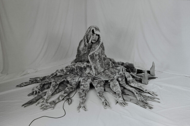 Impression sur papier baryté / Handprinted on baryta paper 60 x 90 cm (23 5/8 x 35 3/8 in.) 62 x 92 cm (24 3/8 x 36 1/4 in.) encadré / framed Edition de / of 5 + 2 AP