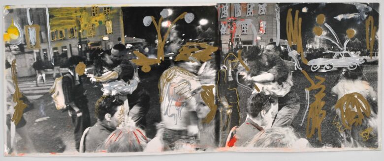 Stylo doré et argenté, gouache / Black and white silver print, gold and silver pen, gouache Pièce unique / Unique piece 17 x 30 cm (6 3/4 x 11 3/4 in.) / 40 x 50 cm (15 3/4 x 19 5/8 in.) encadré / framed