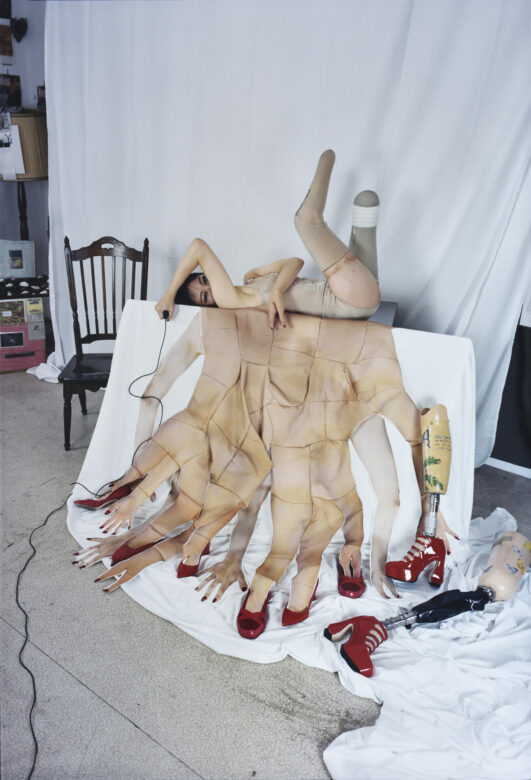 C-print (Handprinted) 180 x 120 cm (70 7/8 x 47 1/4 in.) Edition de / of 3 + 2 AP Photo : Rebecca Fanuele