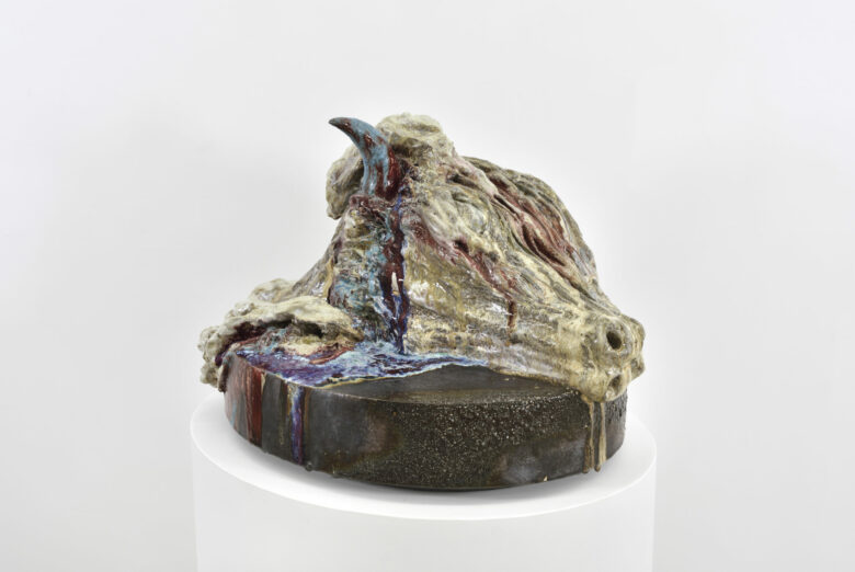 Céramique / Ceramics 46 x 69 x 52 cm (18 1/8 x 27 1/8 x 20 1/2 in.)