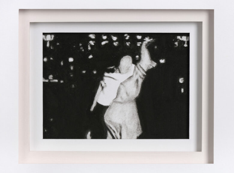 Fusain sur papier / Charcoal on paper 9 x 12 cm (3 1/2 x 4 3/4 in.) 36 x 32 x 3 cm (14 1/8 x 12 5/8 x 1 1/8 in.) encadré / framed