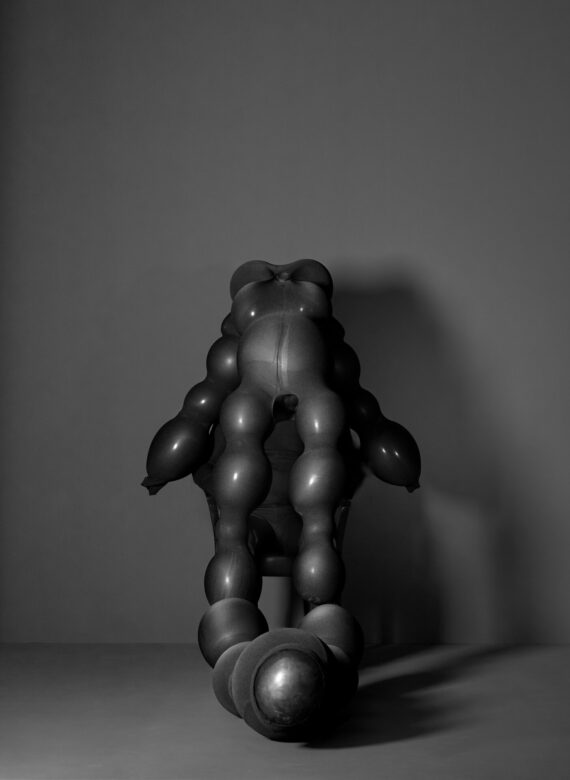 C-print 171 x 125 cm (67 3/8 x 49 1/4 in.) Edition de / of 3 + 2 AP