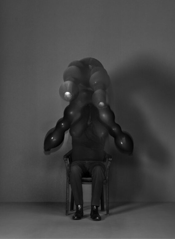 C-print 171 x 125 cm (67 3/8 x 49 1/4 in.) Edition de / of 3 + 2 AP