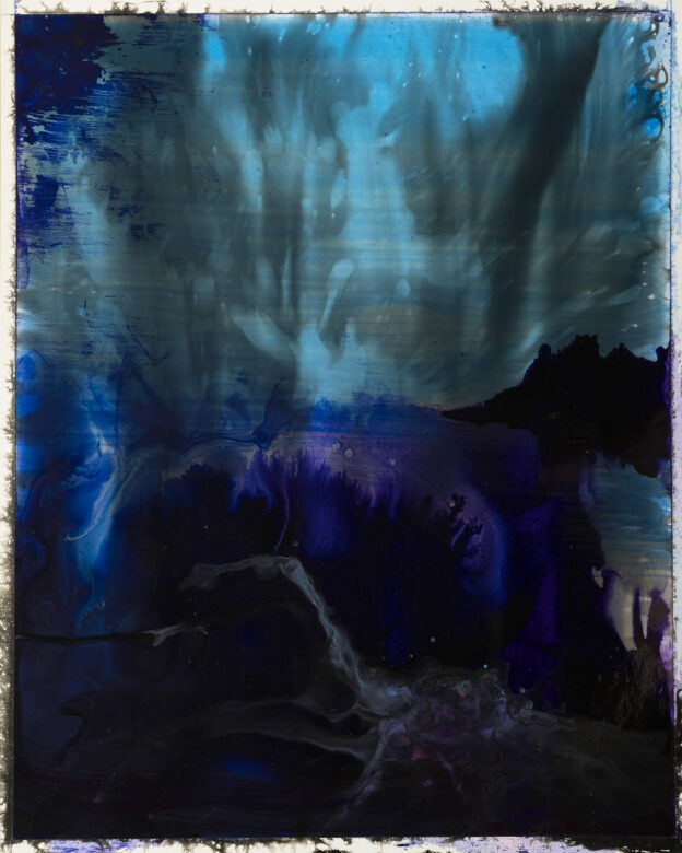 Chimigramme, encre acrylique sur papier photographique / Chemigram, acrylic ink on photographic paper 50,8 x 40,5 cm (20 x 16 in.) ab99 Photo : Stefanos Tsakiris