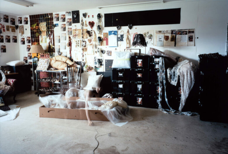 C-print (Handprinted) 63 x 52 cm (24 3/4 x 20 1/2 in.) encadré / framed