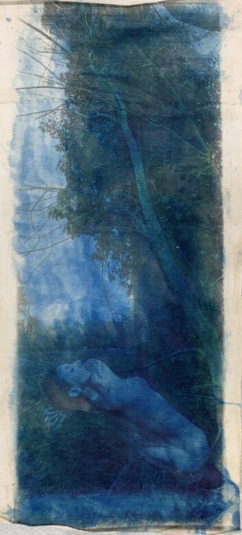 Tirage vintage sur tissu, coloré à la main, pièce unique / Vintage print on fabric, hand colored, unique piece 128 x 58 cm (50 3/8 x 22 7/8 in.)