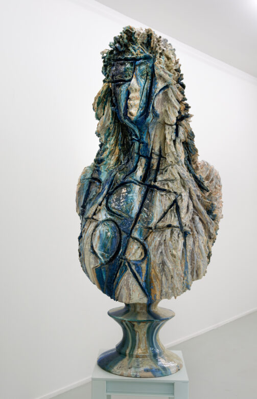 Céramique / Ceramics 154 x 74 x 55 cm (60 5/8 x 29 1/8 x 21 5/8 in.)