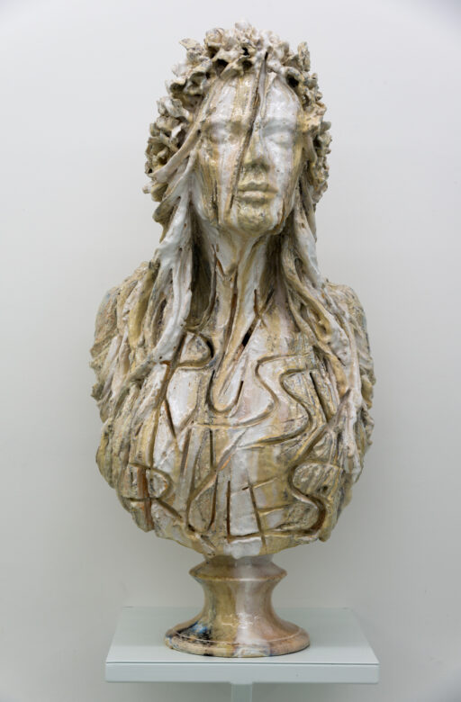 Céramique / Ceramics 95 x 46 x 41 cm (37 3/8 x 18 1/8 x 16 1/8 in.)