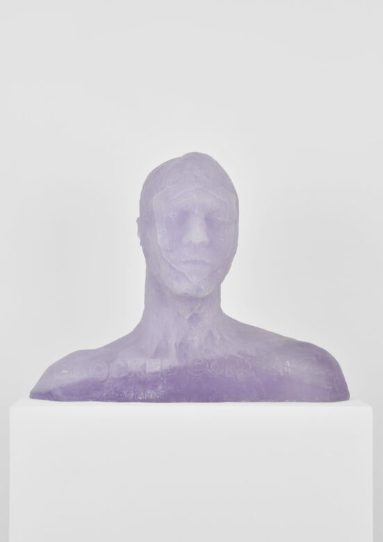 Fibre de verre / Fiberglass 36 x 46 x 20 cm (14 1/8 x 18 1/8 x 7 7/8 in.)