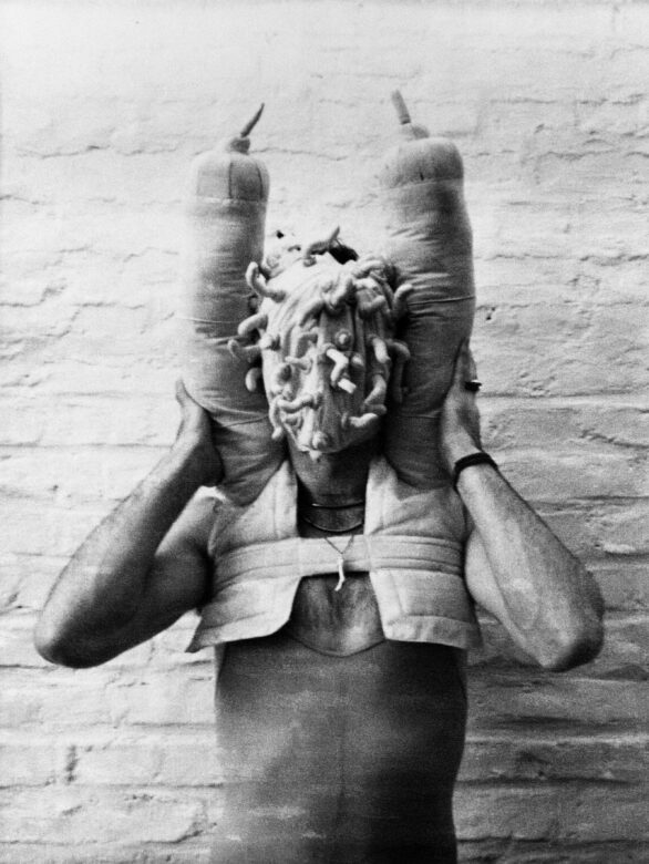 Photographie / Photograph 60 x 45 cm (23 5/8 x 17 3/4 in.) Edition de / of 3 + 2 AP