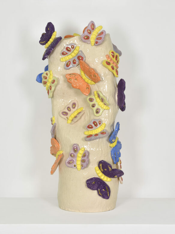 Faïence émaillée et or / Glazed earthenware and gold 62 x 30 x 20 cm (24 3/8 x 11 3/4 x 7 7/8 in.)