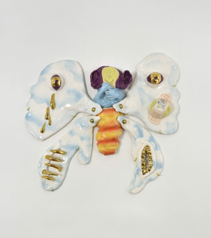 Faïence émaillée et or / Glazed earthenware and gold 53 x 54 x 10 cm (20 7/8 x 21 1/4 x 3 7/8 in.)