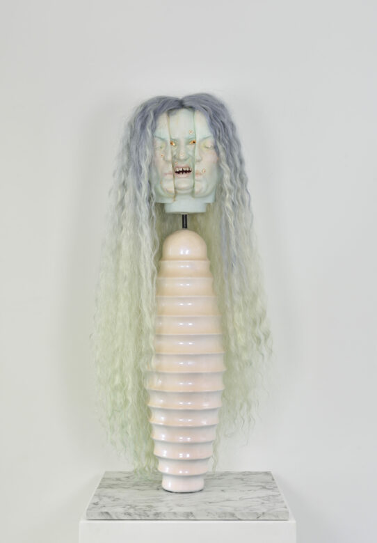 Fibre de verre, mousse expansée, époxy, perles, verre, perruque / Fiberglass, expanding foam, epoxy, pearls, glass, wig 95 x 25 x 25 cm (37 3/8 x 9 7/8 x 9 7/8 in.)