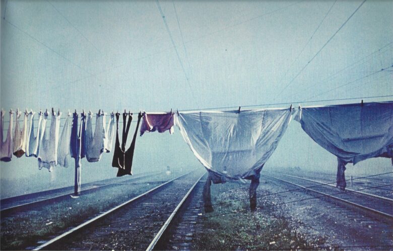 C-print 30 x 45 cm (11 3/4 x 17 3/4 in.) Edition de / of 7